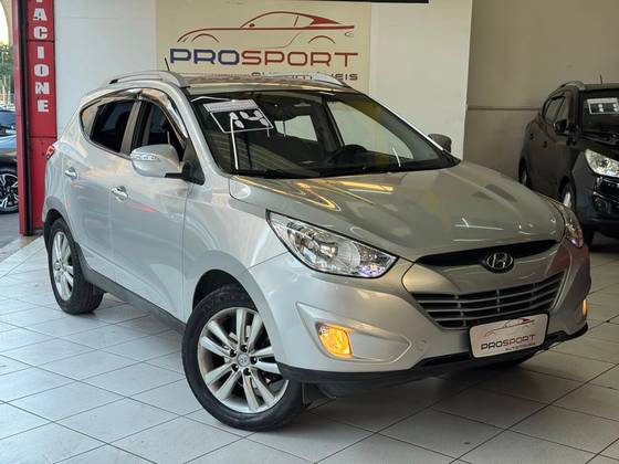 HYUNDAI IX35 2.0 MPI 4X2 16V FLEX 4P AUTOMÁTICO HYUNDAI IX35 2.0 MPI 4X2 16V FLEX 4P AUTOMÁTICO